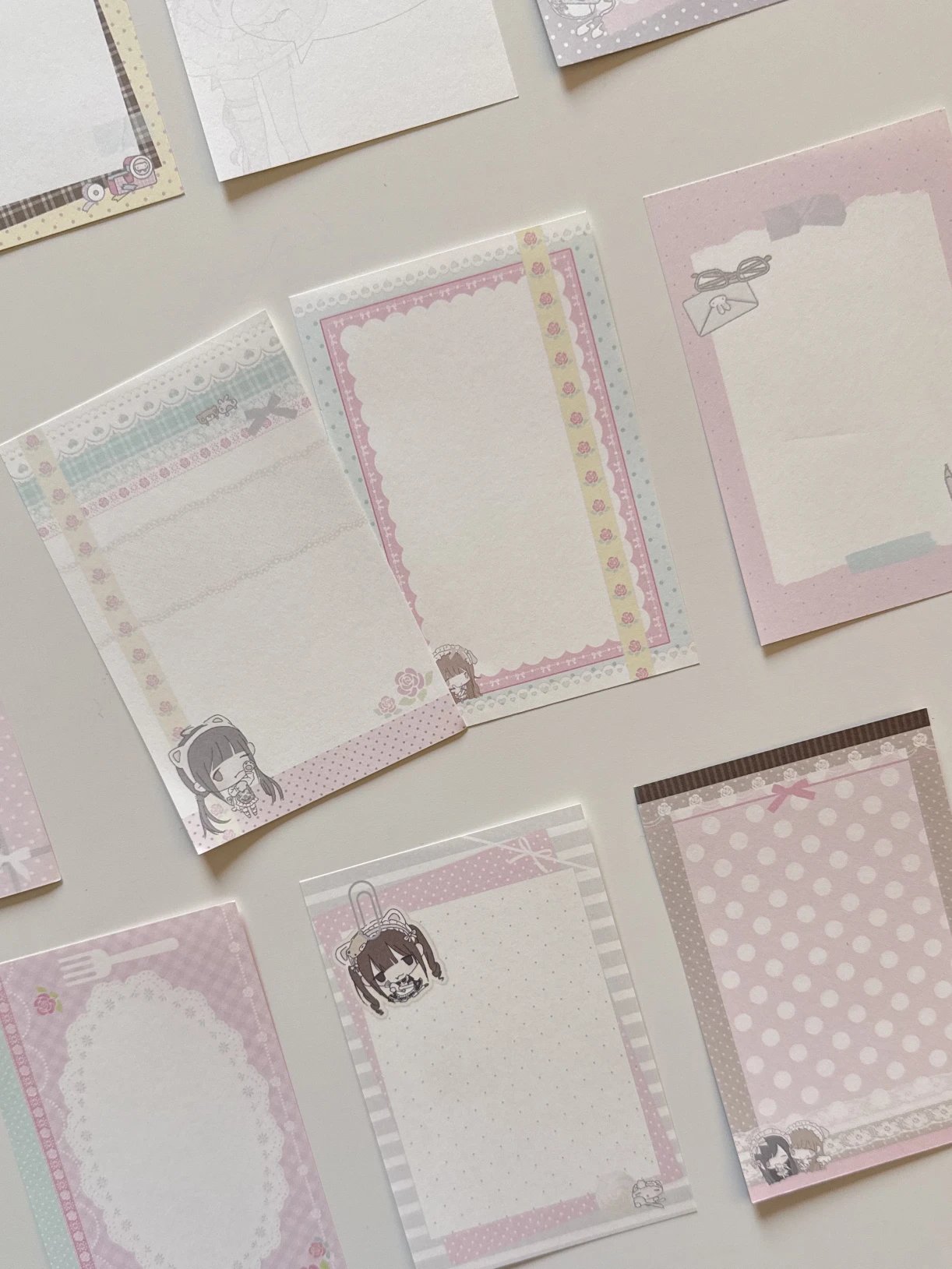 Little Cream A7 Delicate Lace Refill Page 50p