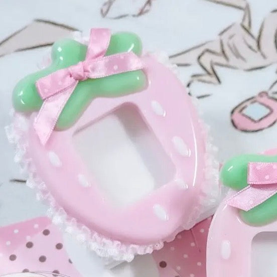 Strawberry Photo Holder Clip