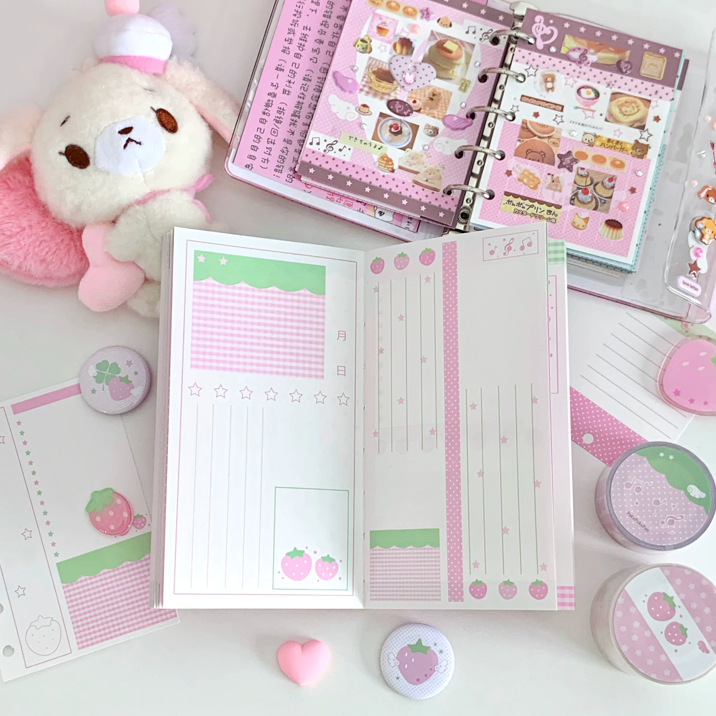 PakuPaku A6Half Strawberry Notebook