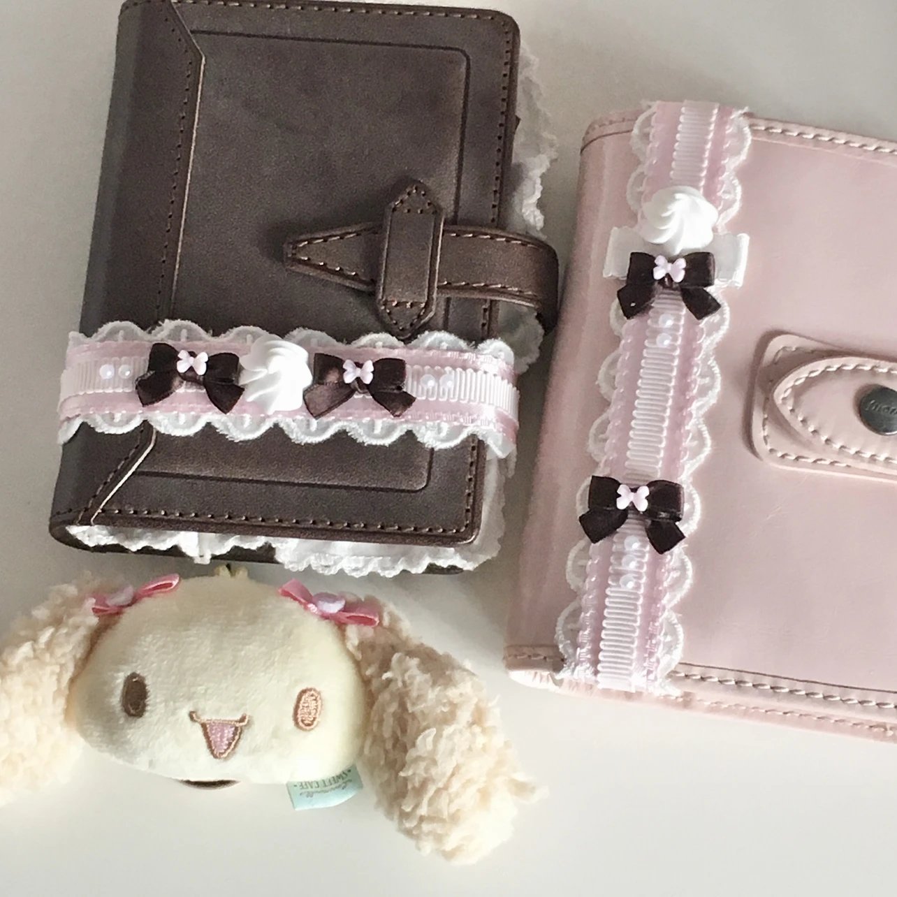 [Handmade] Chocolate Lace M5 Journal Band/Strap (not elastic)