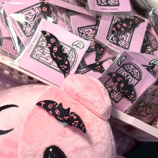 [Ribbon Honey] Bat Hair Clip