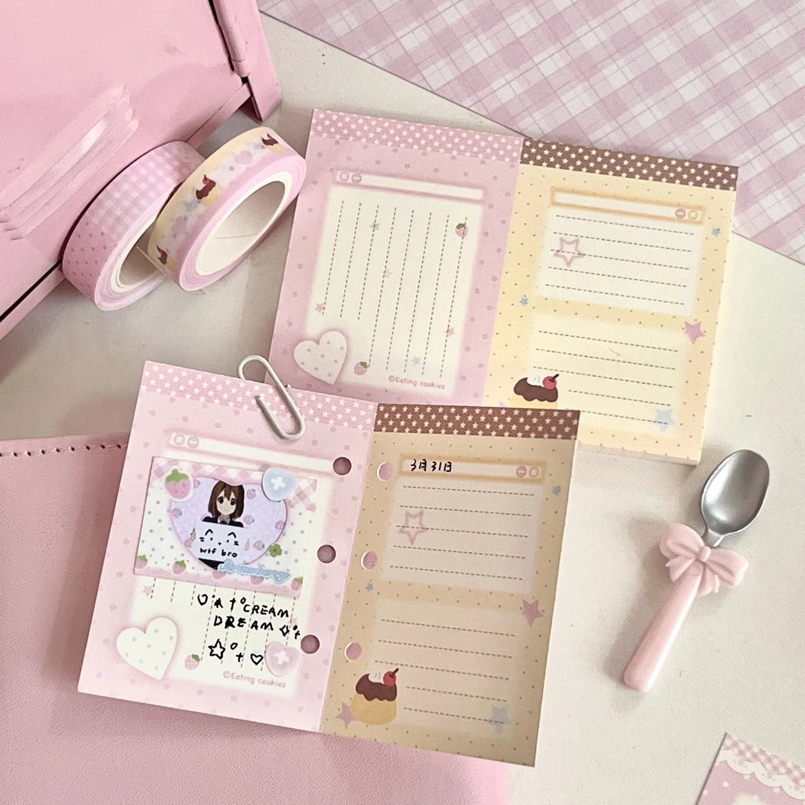 Eating Cookies Memo Pad 50p