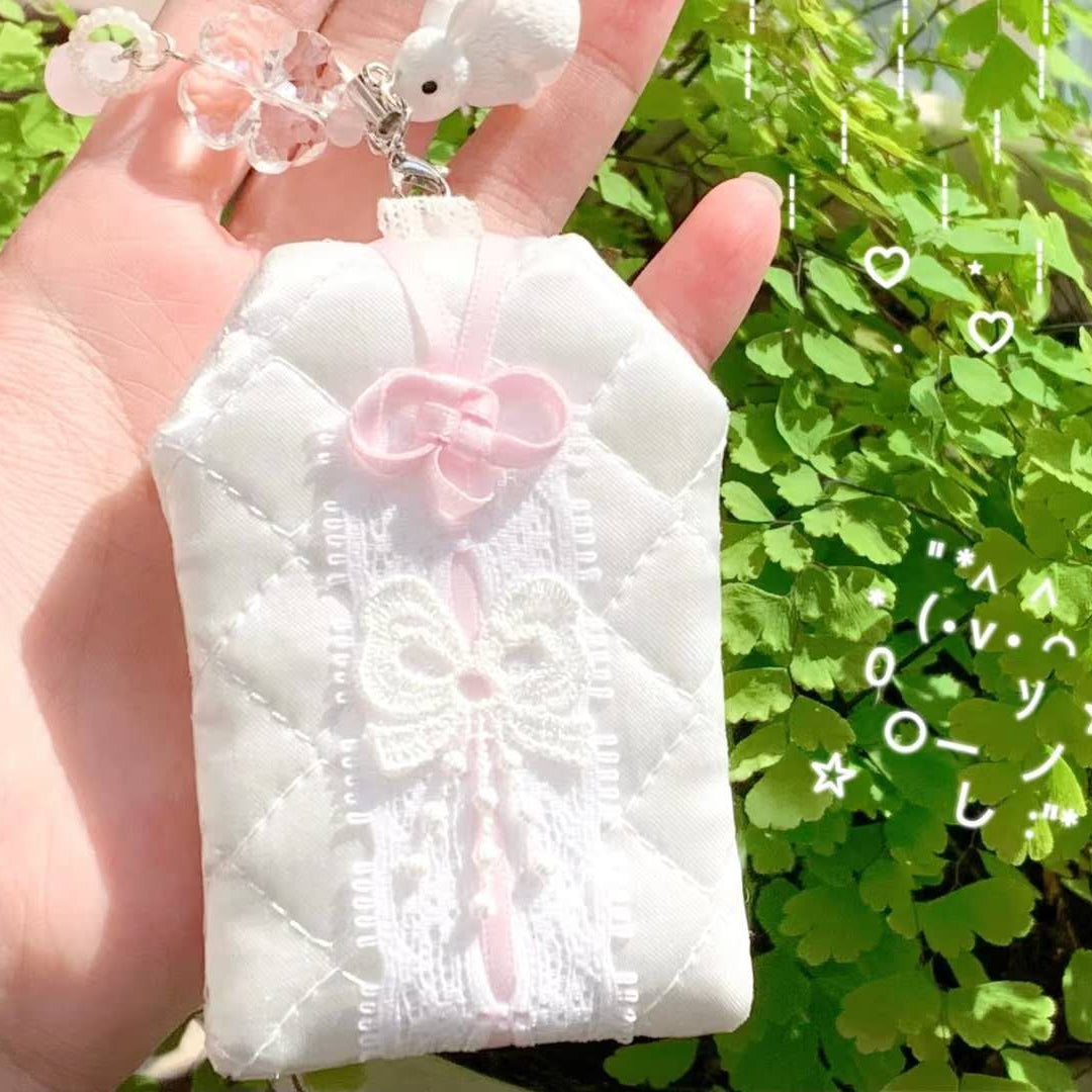 [Handmade] White Lace Omamori