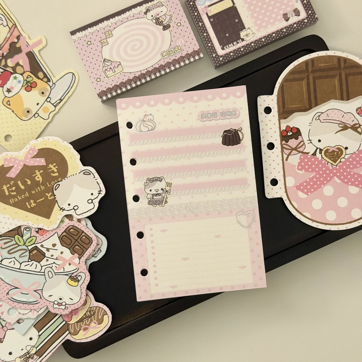 Chocolate M5 Cat Refill Page 18p