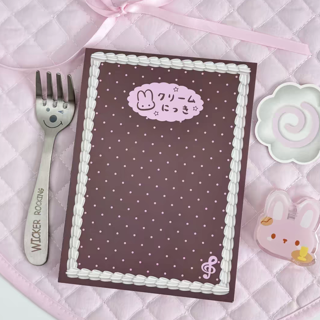 [PakuPaku] A6 Cream Notebook