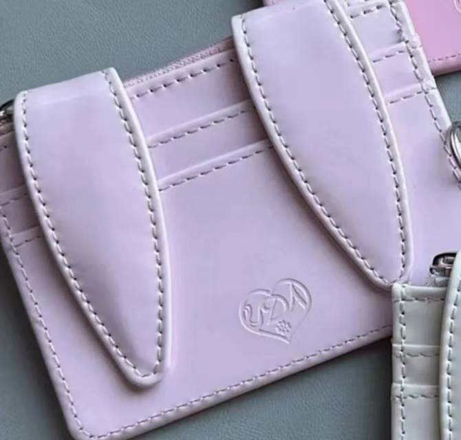 [Onlyuda] Bunny Card Holder