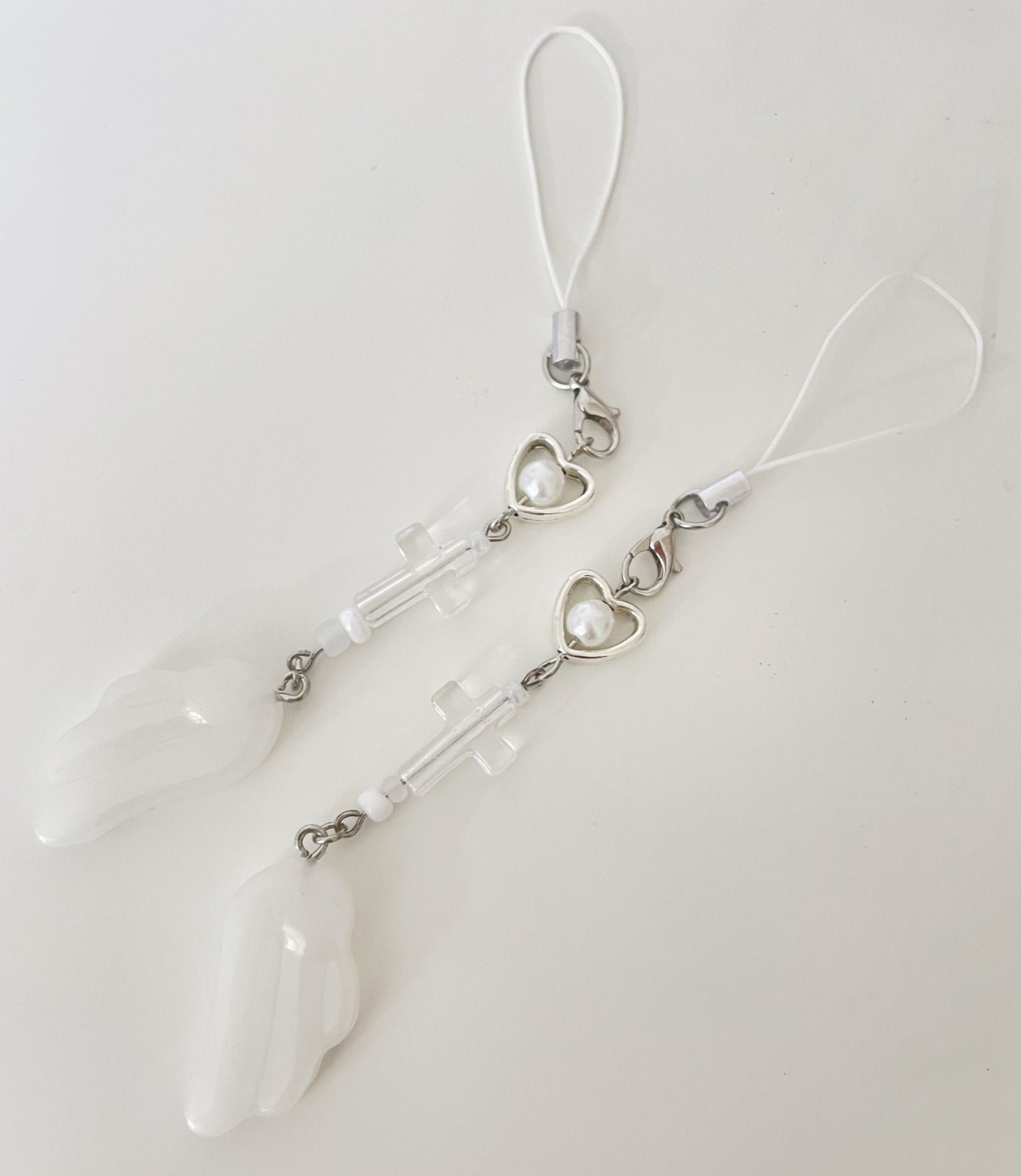 [Handmade] Angel Wing໒꒱ ˖Decorate Binder Phone Charm - White