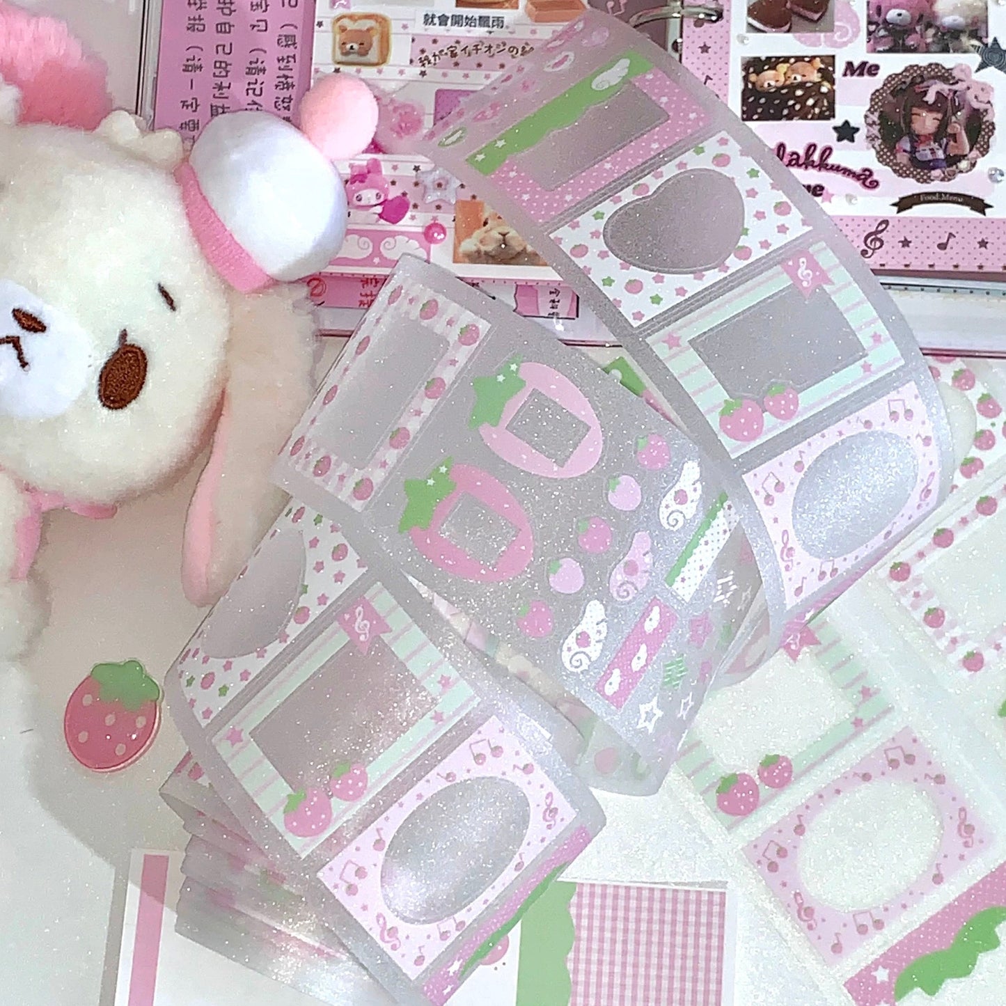 PakuPaku Strawberry Frame Kiss Cute Tape