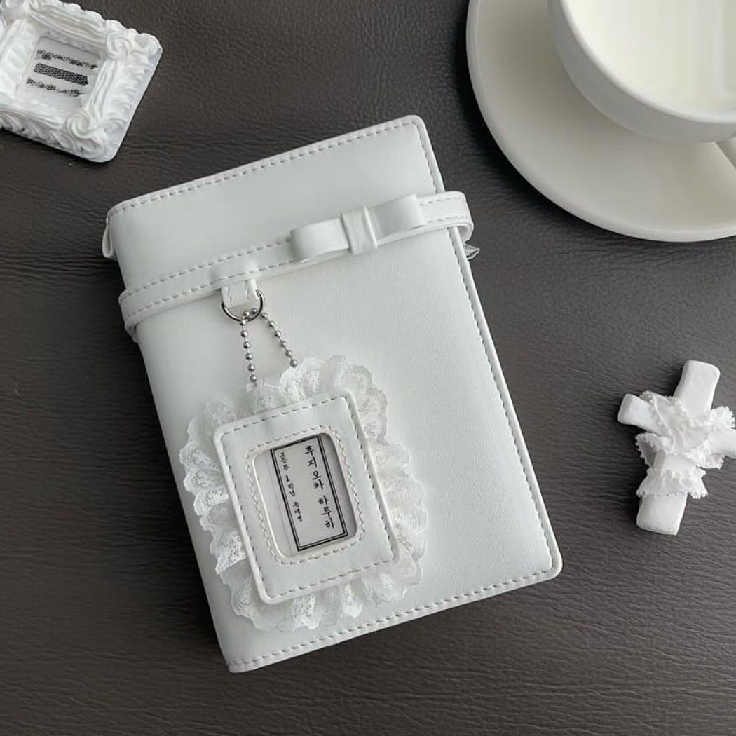 Saintcream A7 White Binder